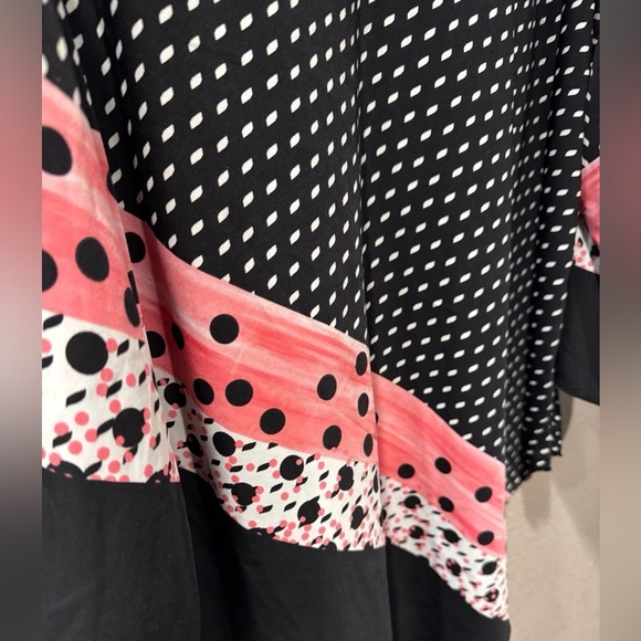 Alfani Black and Pink Polka Dot V Hem Blouse - Picture 2 of 5